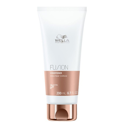 Wella Fusion Intense Repair Conditioner, 200ml/6.7 fl oz Wella Fusion Intense Repair Conditioner on white background